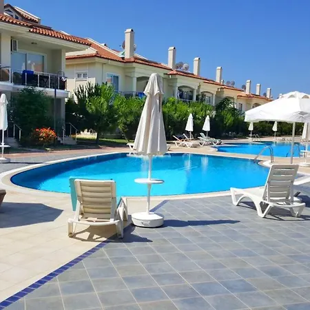 Sunset Beach Club Oyster 1