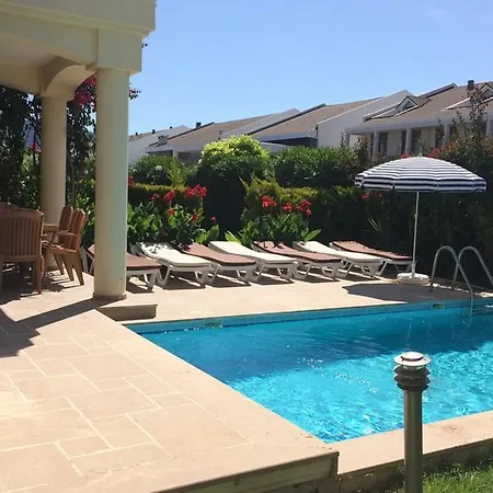 Sunset Beach Club Oyster 1